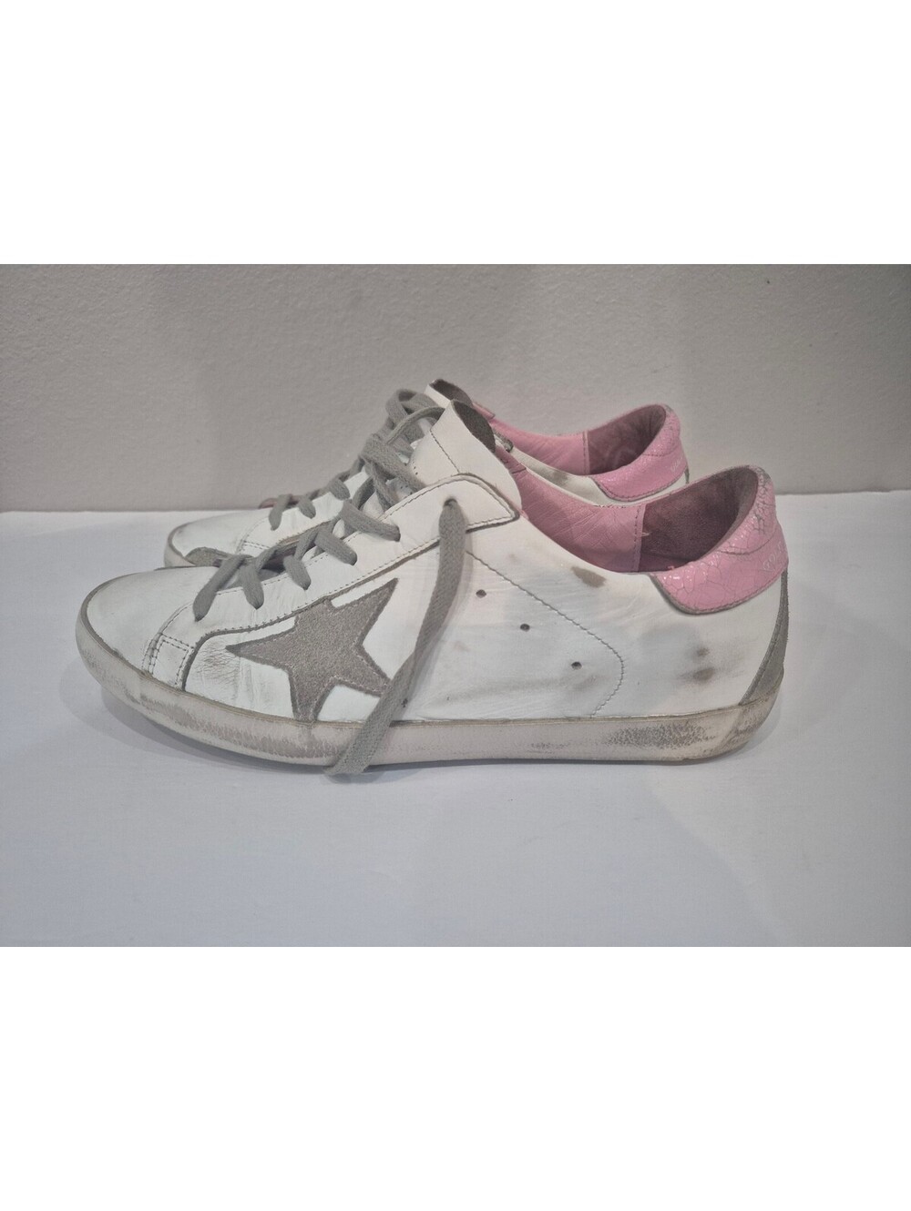 GOLDEN GOOSE SUPER-STAR Sneakers Size 39 EU, 8.5 US